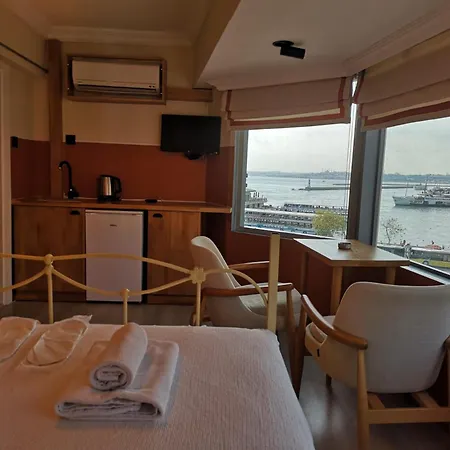 Ξενοδοχείο με διαμερίσματα Panorama 3*